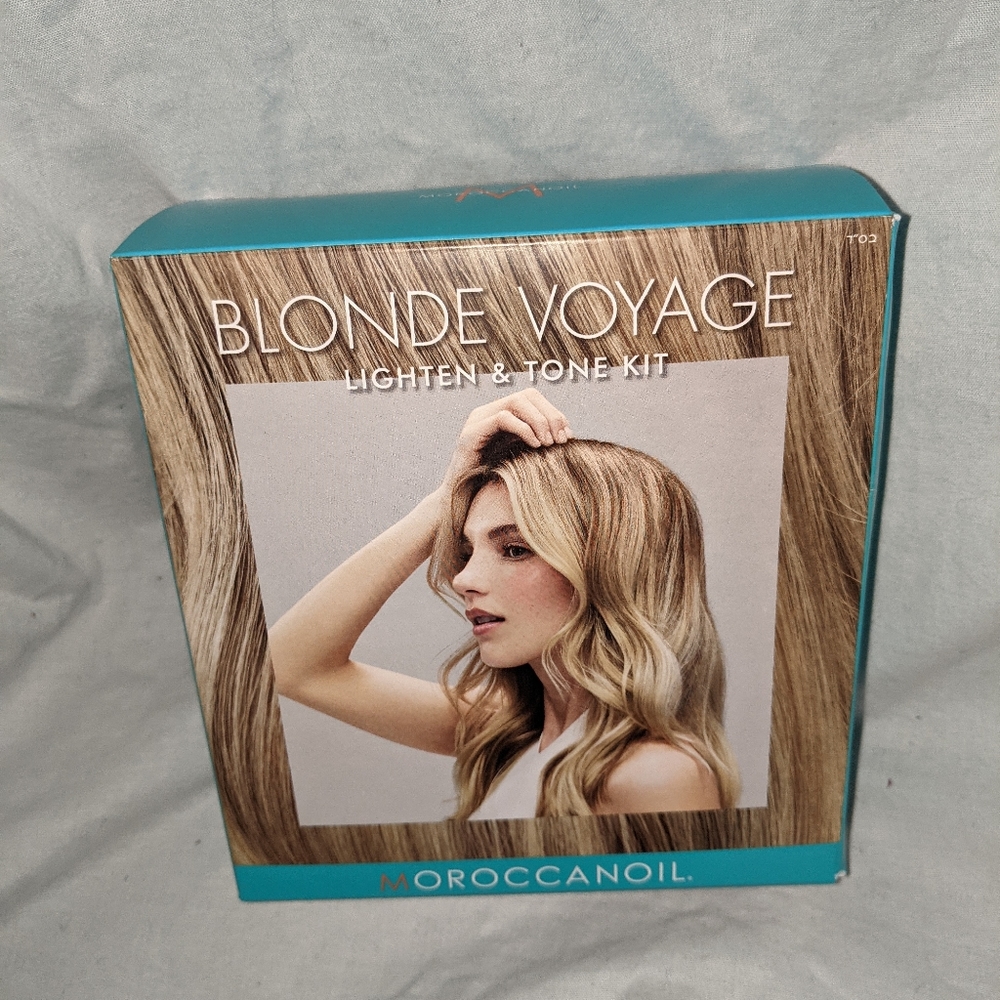 Moroccanoil blonde voyage lighten & toner professional kit